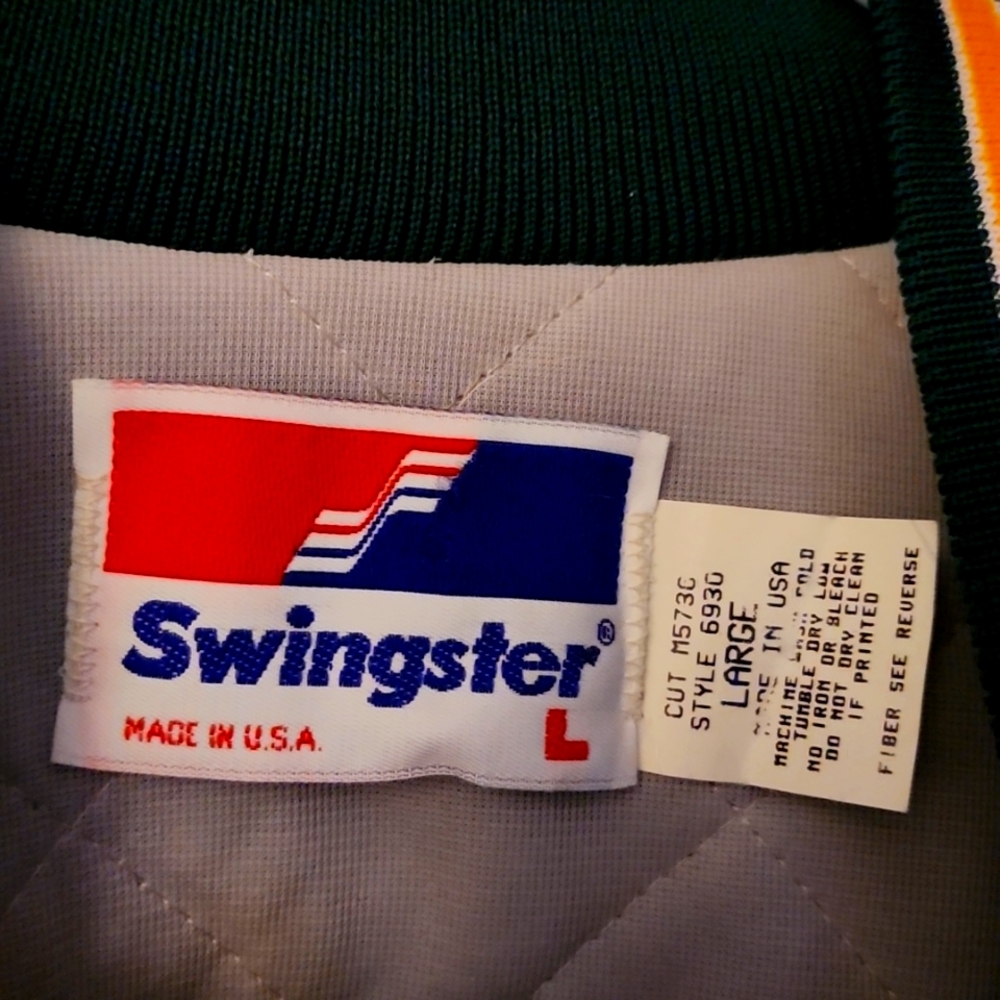 Vintage Swingster Satin Oakland Athletics Bomber jacket. Size L.